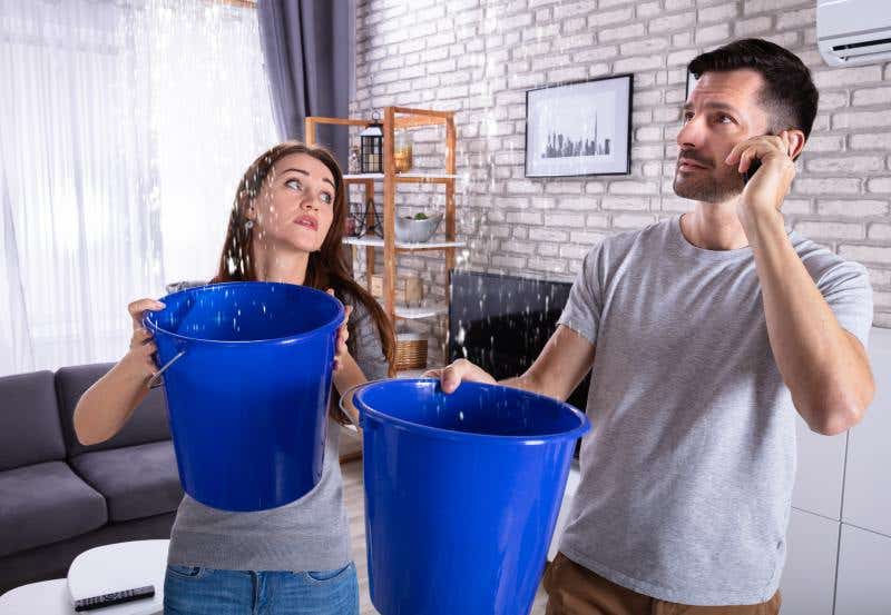 confused-home-emergency-landlord-hero